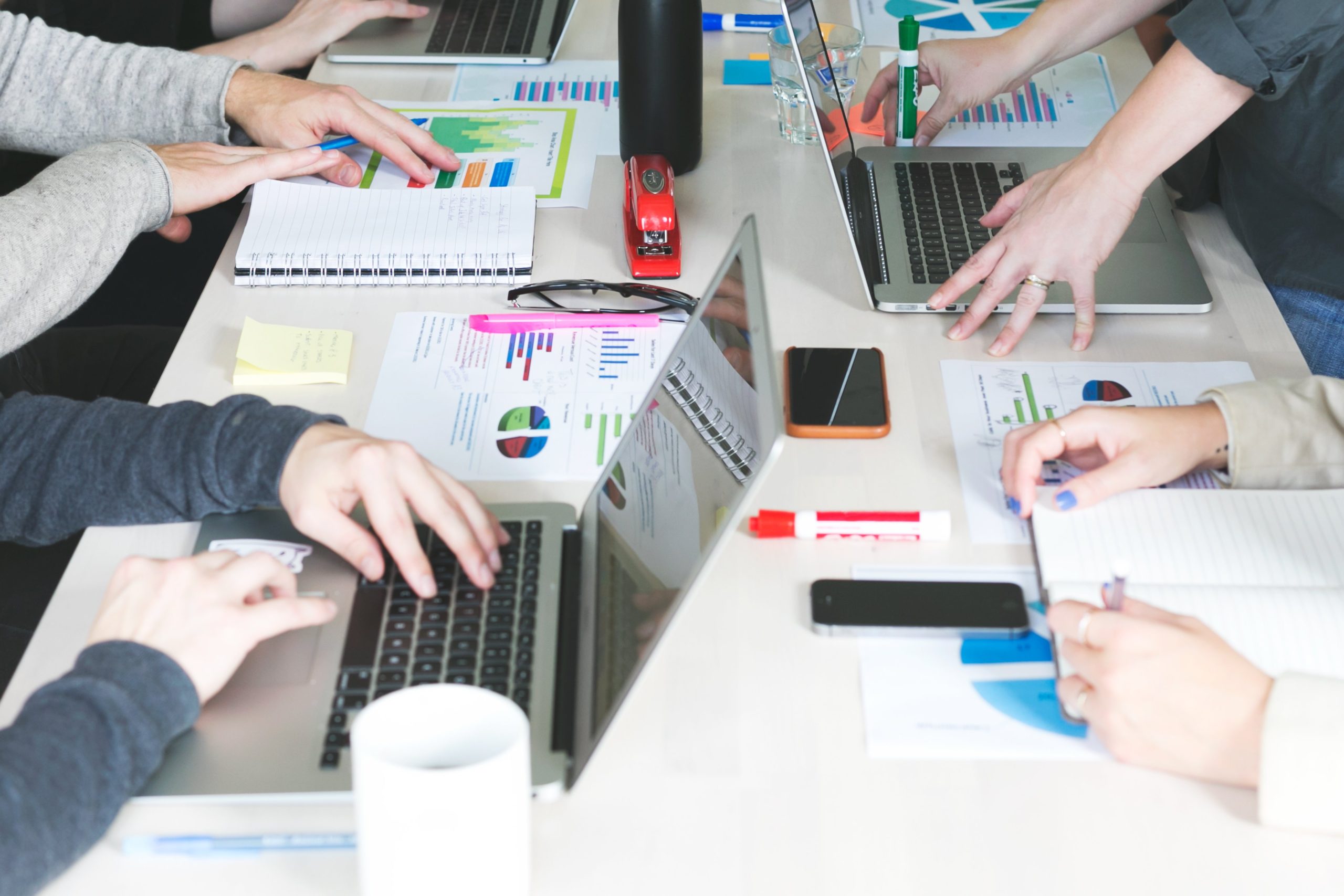 Salesforce vs Pipedrive vs. HubSpot – Which Sales CRM is Best ?